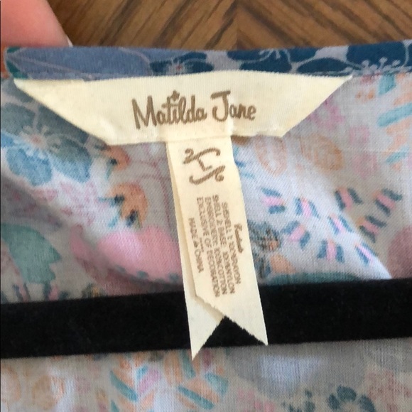 Matilda Jane Sew Perfect Tunic, Light weight, Sz L - Picture 7 of 8